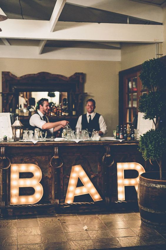 20 Creative Wedding Bar ideas to Inspire