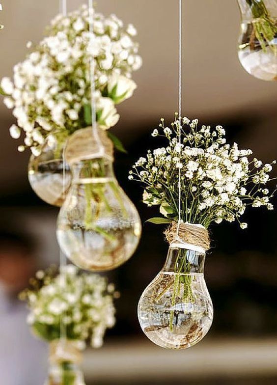  Wedding Decor Idea | Light Bulbs and Baby's Breath 