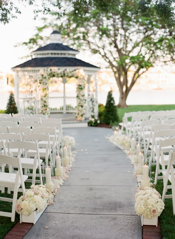 16 Stunning Outdoor Wedding Venues of 2018