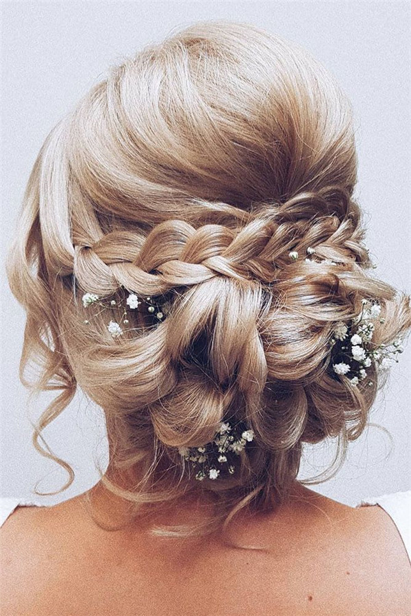 Hairstyles for Rustic Weddings