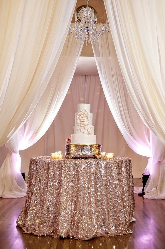 Luxury and Elegant Gold Wedding Decorations