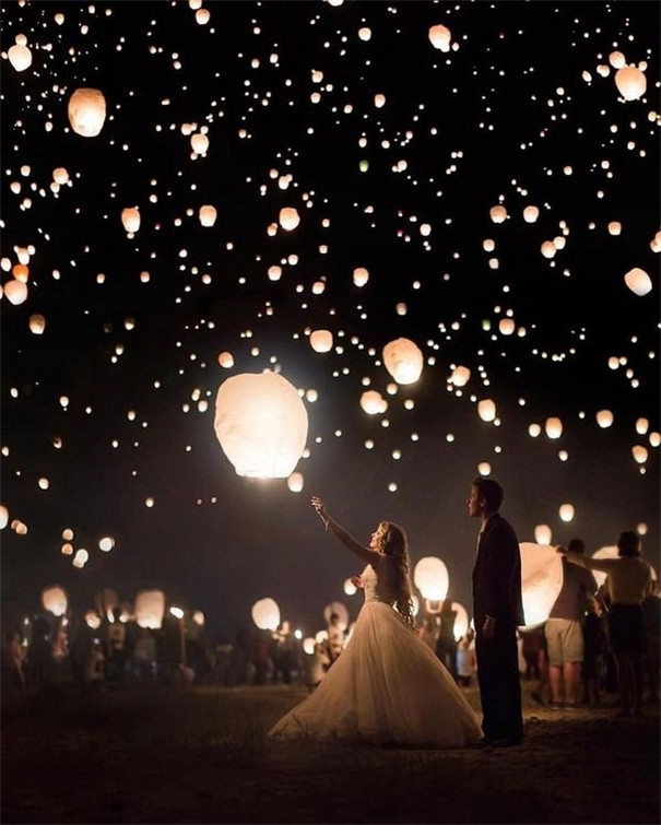 Breathtaking Night Wedding Photo Ideas